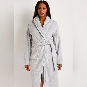 Womens La Vie en Rose🌹Grey Cozycore Plush Embossed Floral Maxi Robe. Size S/M